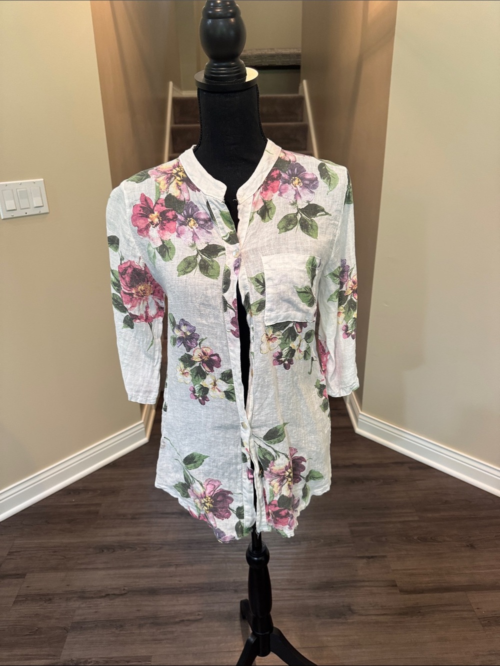 White Floral Linen-Blend Button Front Tunic